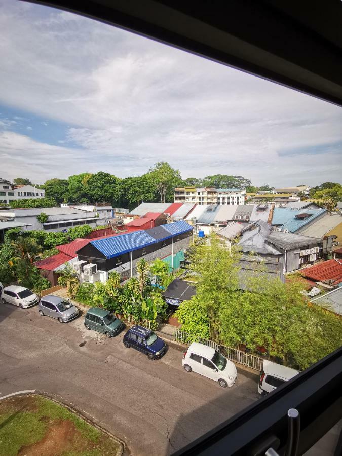D'Green Hotel Kuching Exterior photo